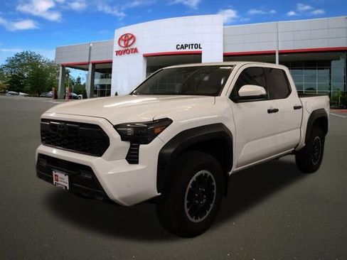 Certified 2024 Toyota Tacoma TRD Off-Road w/ TRD Off Road Upgrade Package image 6