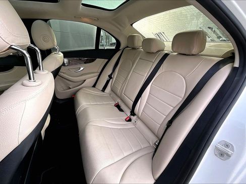 Used 2016 Mercedes-Benz C 300 4MATIC Sedan image 25