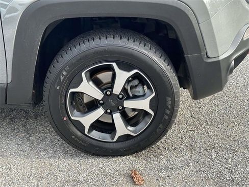 Certified 2021 Jeep Renegade Trailhawk w/ Sun & Sound Group image 10