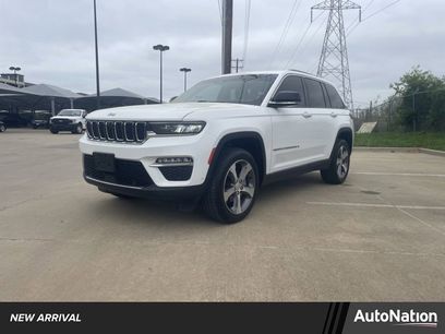 Used 2023 Jeep Grand Cherokee Limited w/ Luxury Tech Group II