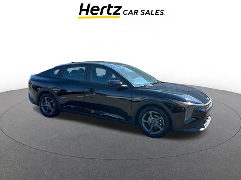 Used 2025 Kia K4 LXS image 1