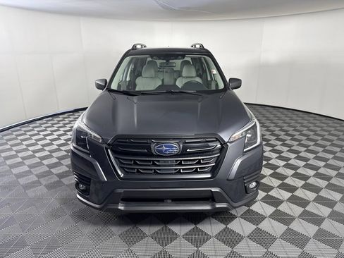 Used 2024 Subaru Forester Premium AWD/4WD image 8