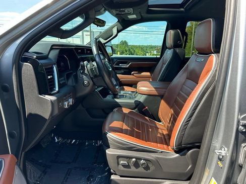 Used 2023 GMC Sierra 1500 Denali Ultimate AWD/4WD image 14