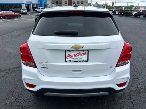 Used 2020 Chevrolet Trax LT FWD image 6
