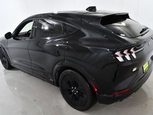 Used 2025 Ford Mustang Mach-E GT image 15