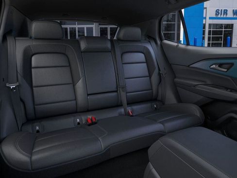 New 2026 Chevrolet Equinox EV LT image 18