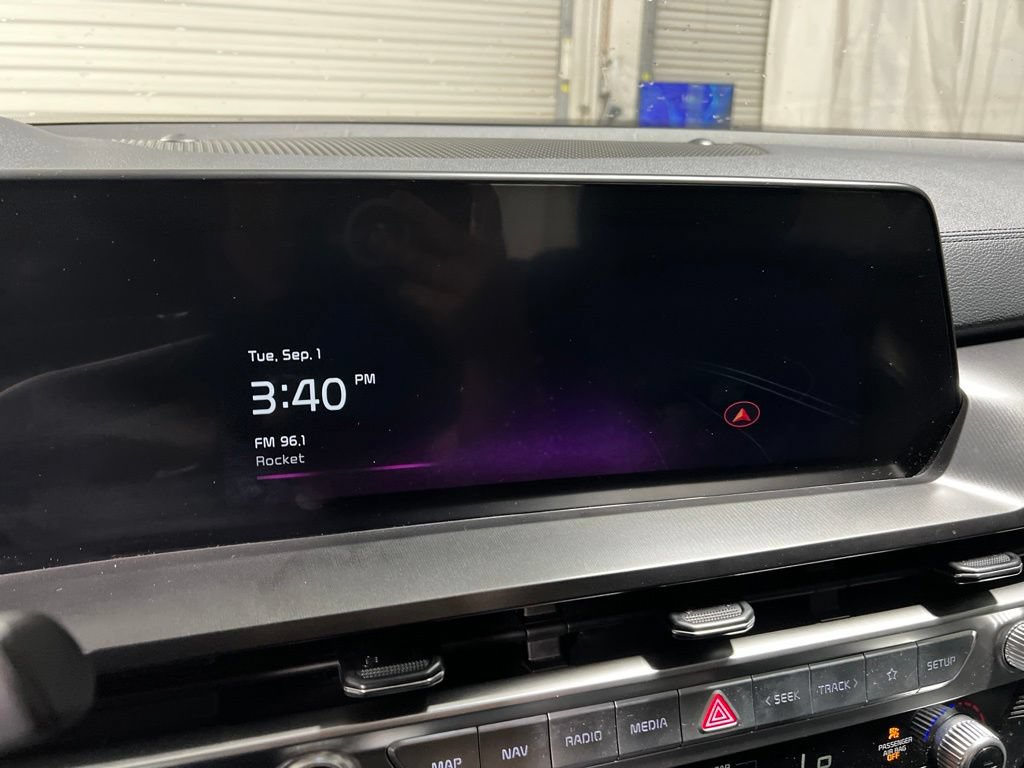 Used 2025 Kia Telluride S FWD image 33