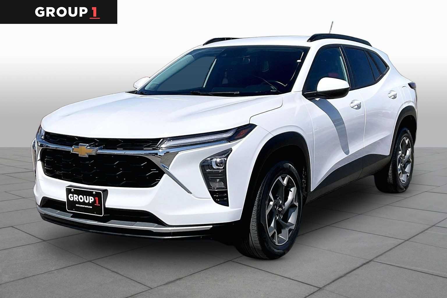 Used 2024 Chevrolet Trax LT w/ Driver Confidence Package FWD image 1