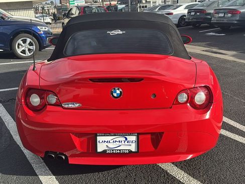 Used 2005 BMW Z4 2.5i image 4