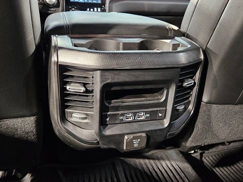Used 2024 RAM 2500 Rebel AWD/4WD image 35