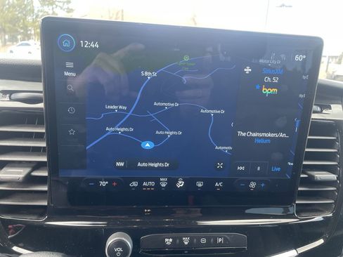 Used 2024 Ford Transit 350 XLT image 21