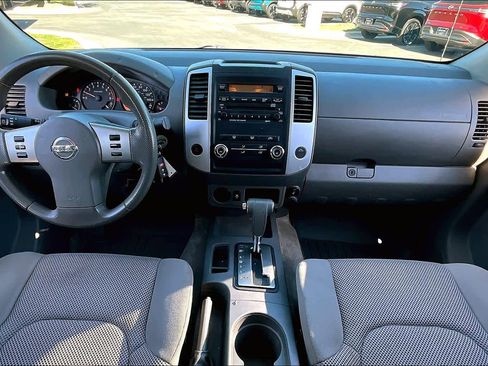 Used 2012 Nissan Frontier SV w/ SV Premium Utility Pkg image 15