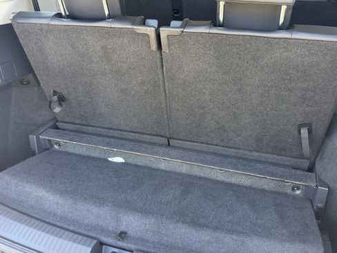 Used 2019 Volkswagen Tiguan SEL FWD image 29