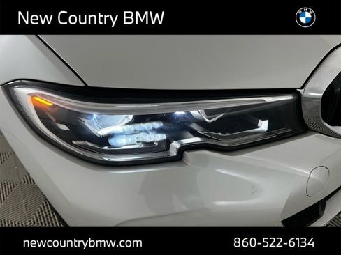 Used 2022 BMW 330i xDrive Sedan w/ M Sport Package image 29