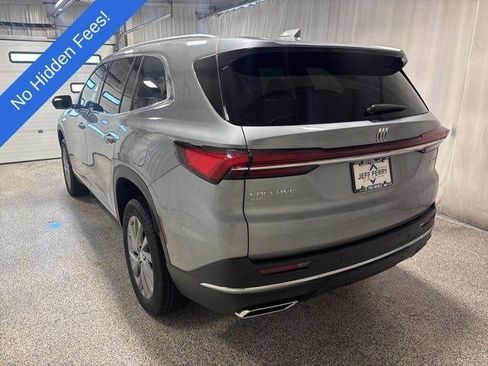 New 2026 Buick Enclave Preferred image 18