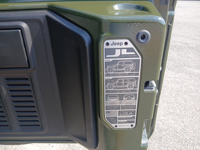 Used 2023 Jeep Wrangler Unlimited Sport AWD/4WD image 10