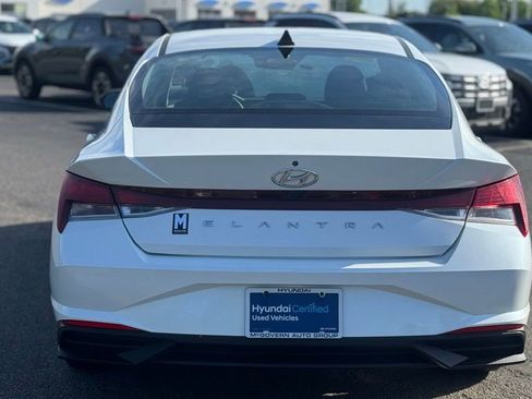 Used 2021 Hyundai Elantra SEL FWD image 3