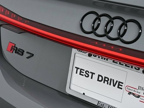 New 2025 Audi RS 7 performance Sportback image 36