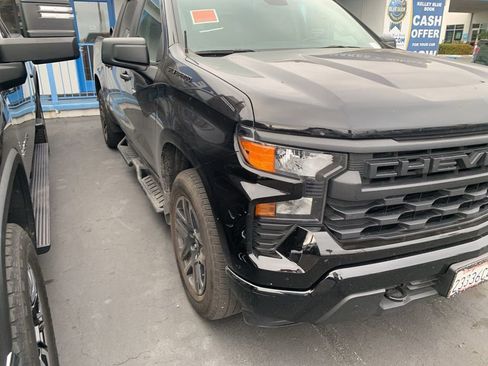 Used 2024 Chevrolet Silverado 1500 Custom w/ LPO, Dark Essentials Package RWD image 4
