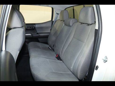 Used 2022 Toyota Tacoma SR5 image 26