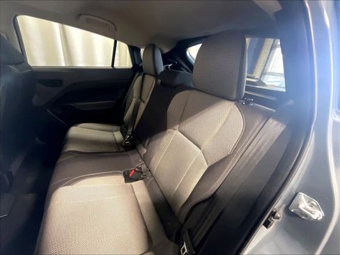 Used 2024 Subaru Crosstrek 2.0i Premium image 15