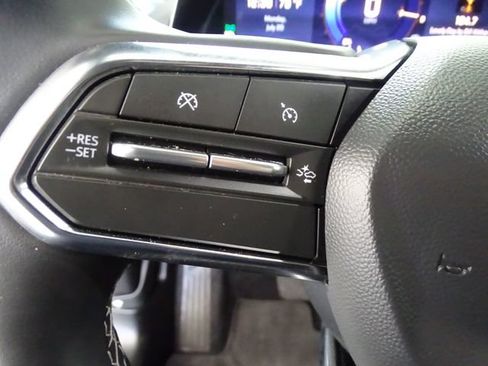 Certified 2026 Chevrolet Equinox EV LT AWD/4WD image 7