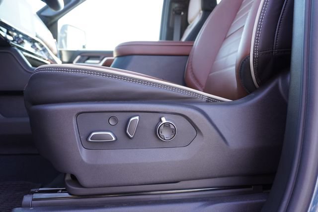 Used 2026 GMC Sierra 3500 Denali Ultimate AWD/4WD image 29