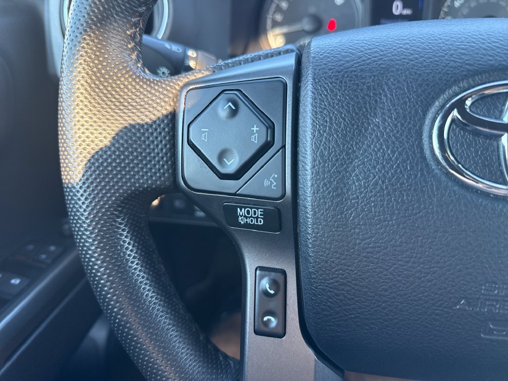 Used 2023 Toyota Tacoma TRD Off-Road w/ Technology Package AWD/4WD image 16