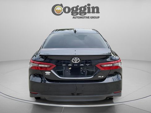 Used 2024 Toyota Camry XLE FWD image 4