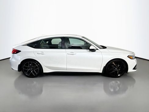 Used 2022 Honda Civic Sport Touring image 11