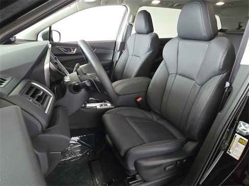 Used 2025 Subaru Ascent Limited image 5