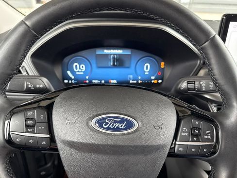 Used 2023 Ford Escape Active w/ Tech Pack #2 AWD/4WD image 9