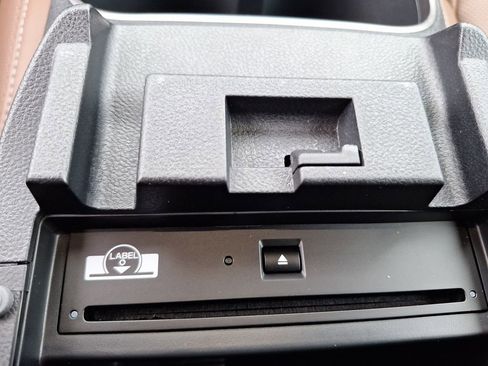 Certified 2025 Subaru Outback Touring XT w/ Popular Package #2 image 22