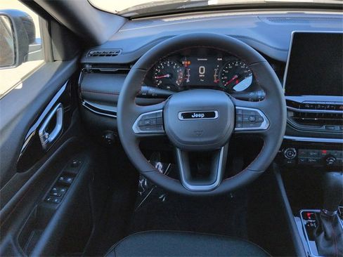 New 2026 Jeep Compass Trailhawk image 15