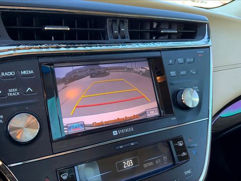 Used 2014 Toyota Avalon Limited image 27