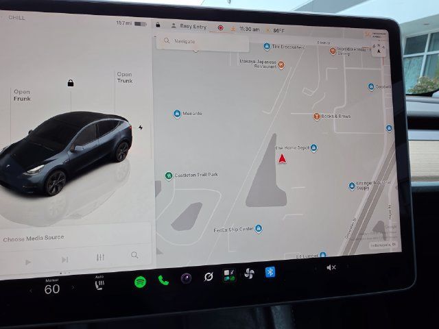 Used 2025 Tesla Model Y Long Range AWD/4WD image 47