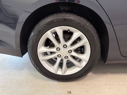 Used 2016 Chevrolet Malibu LT FWD image 32