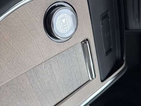 New 2025 Volvo EX90 Ultra w/ Protection Package Premier image 26