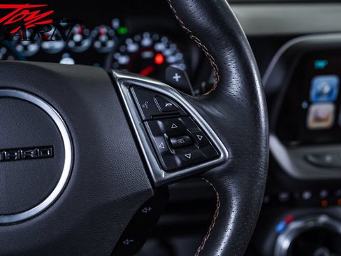 Used 2016 Chevrolet Camaro SS RWD image 35