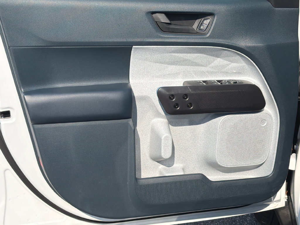 Used 2026 Ford Maverick XLT FWD image 10