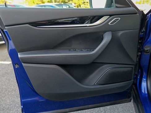 Used 2022 Maserati Levante GT image 16