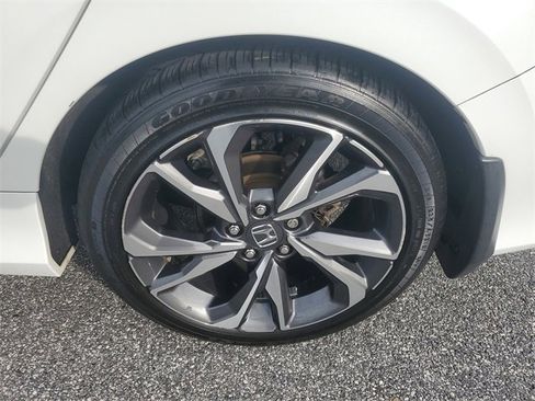 Used 2020 Honda Civic Touring image 7