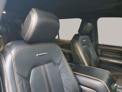 Used 2023 Ford Expedition Max Platinum image 15