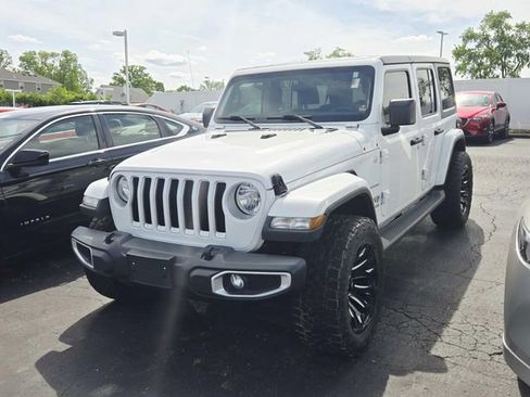 Used 2020 Jeep Wrangler Unlimited Sahara AWD/4WD image 4