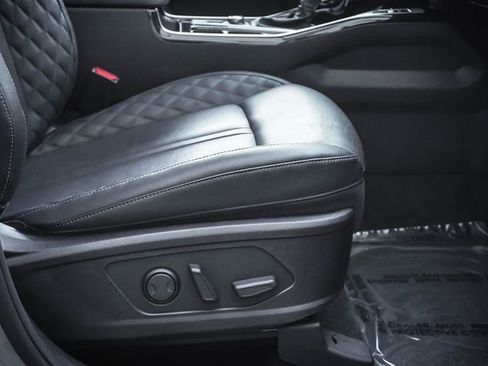 Used 2022 Kia Sorento SX FWD image 24