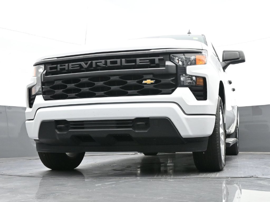 Used 2023 Chevrolet Silverado 1500 Custom RWD image 30