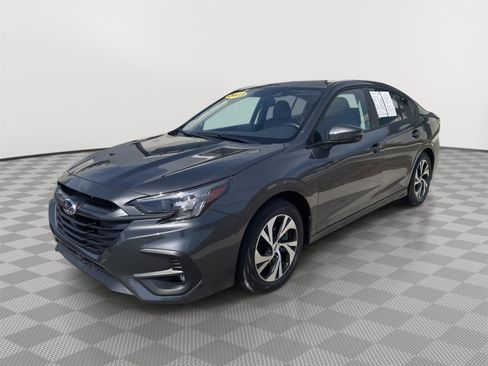 Used 2023 Subaru Legacy Premium image 3