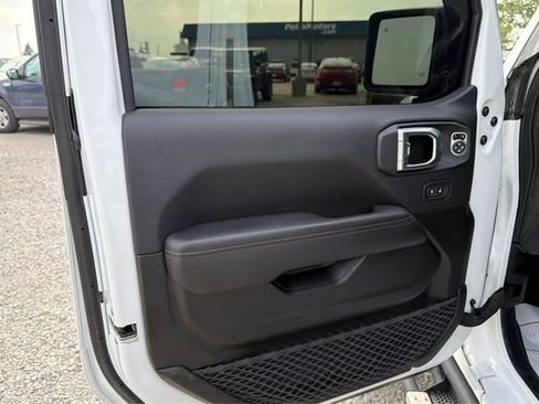 Used 2023 Jeep Wrangler Unlimited Rubicon 392 w/ Xtreme Recon 35" Tire Package AWD/4WD image 17