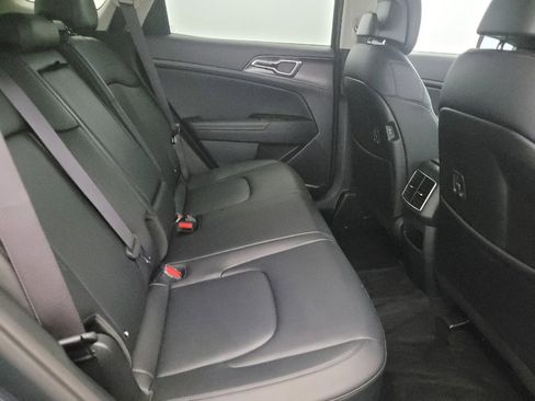 Used 2023 Kia Sportage EX w/ EX Premium Package image 19