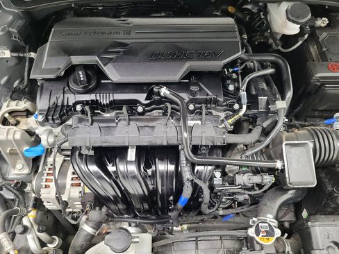 Used 2025 Hyundai Elantra SEL FWD image 30